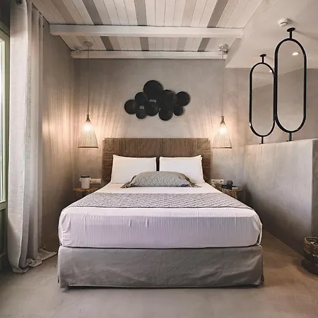 Noon Beyond 3* Pollonia