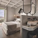 Noon Beyond Accommodation Pollonia