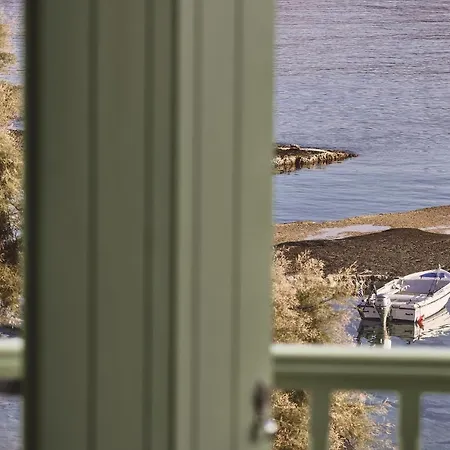 Noon Beyond Casa de hóspedes 3*