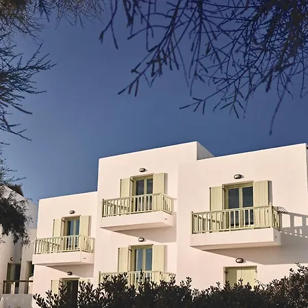 Noon Beyond Accommodation Pollonia