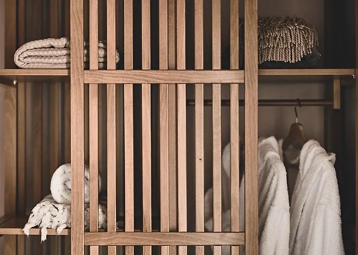 Noon Beyond Pensjonat 3*